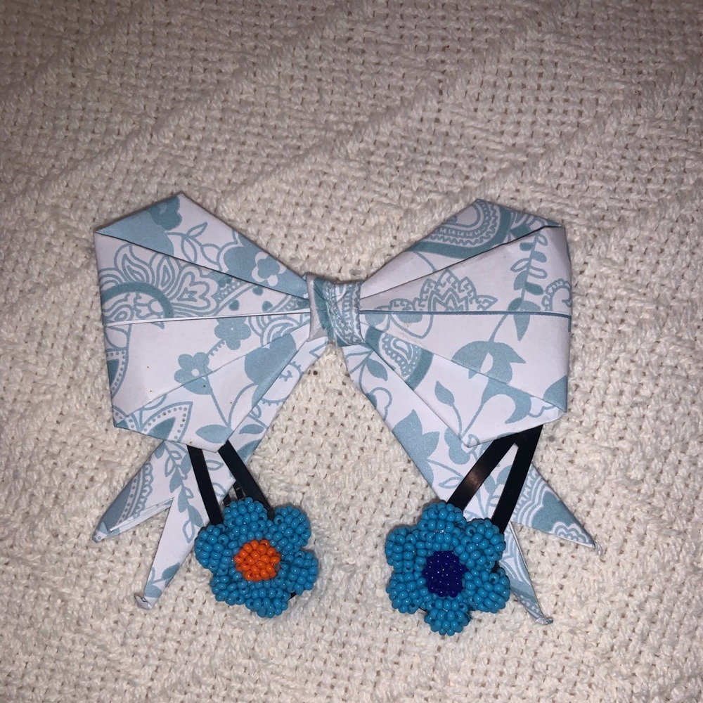 🔥 3/$20 Handmade Flower Hair Clips